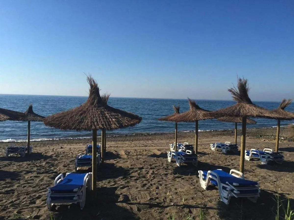 104 - Apartment With Private Swimming Pool Estepona 0*,  Spanyolország