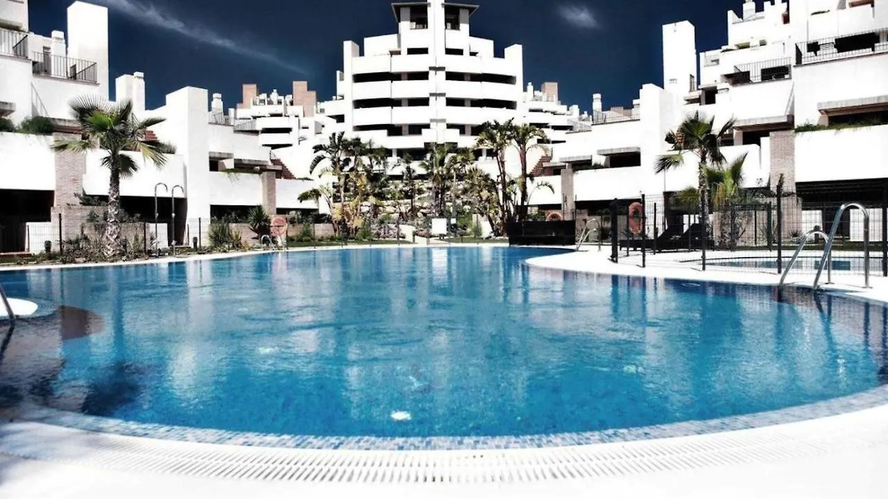 104 - Apartment With Private Swimming Pool Estepona
