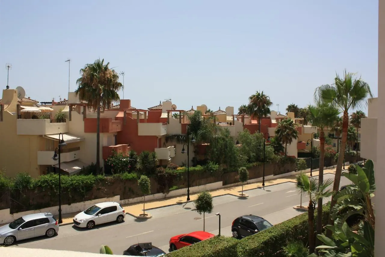 104 - Apartment With Private Swimming Pool Estepona